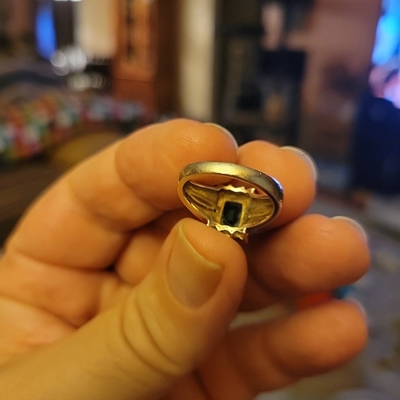 Lab created sapphire,  GOS ring. With zircons. Size 6 - Picture 3 of 6